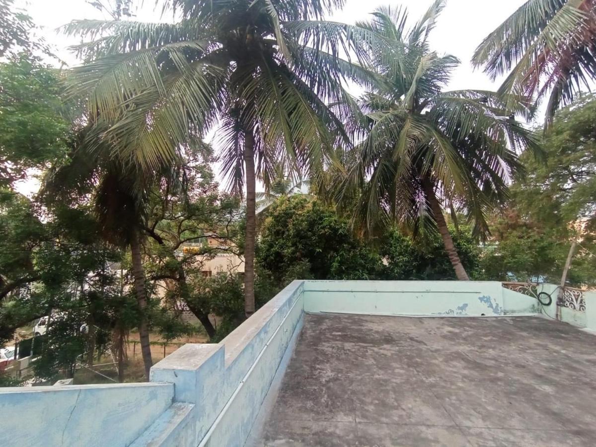 Sri Shankaraa Guest House Tiruvannāmalai Exterior foto